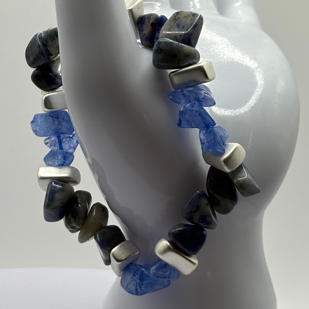 Natural Blue Stone Chip Stretch Bracelet - Boho Silver Accent - Picture 4 of 7